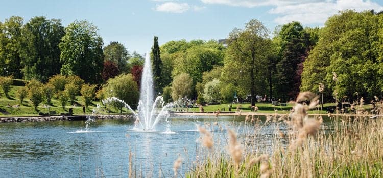 Vy över Boulognersjön i Skövde